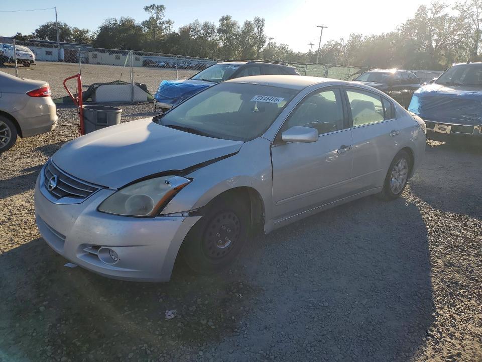 2012 Nissan Altima Base