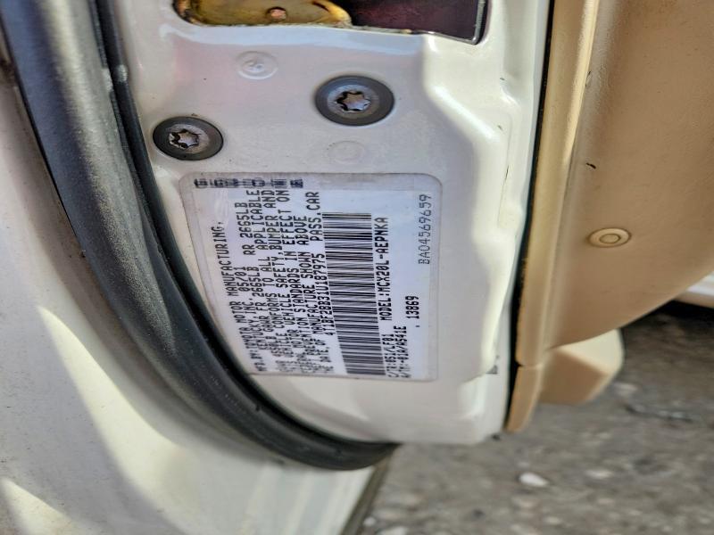 2001 Toyota Avalon xl