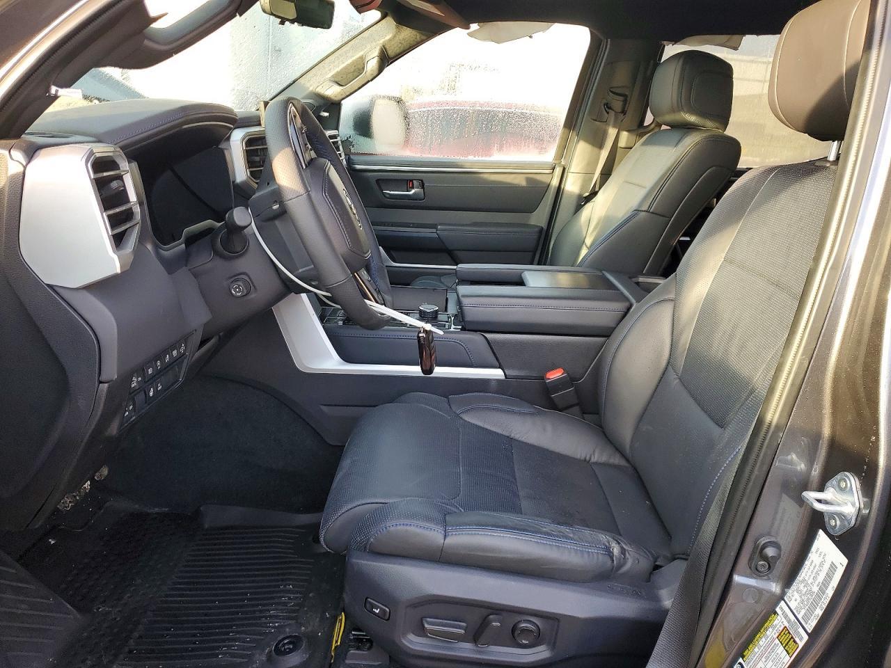 2025 Toyota Tundra Crewmax Platinum