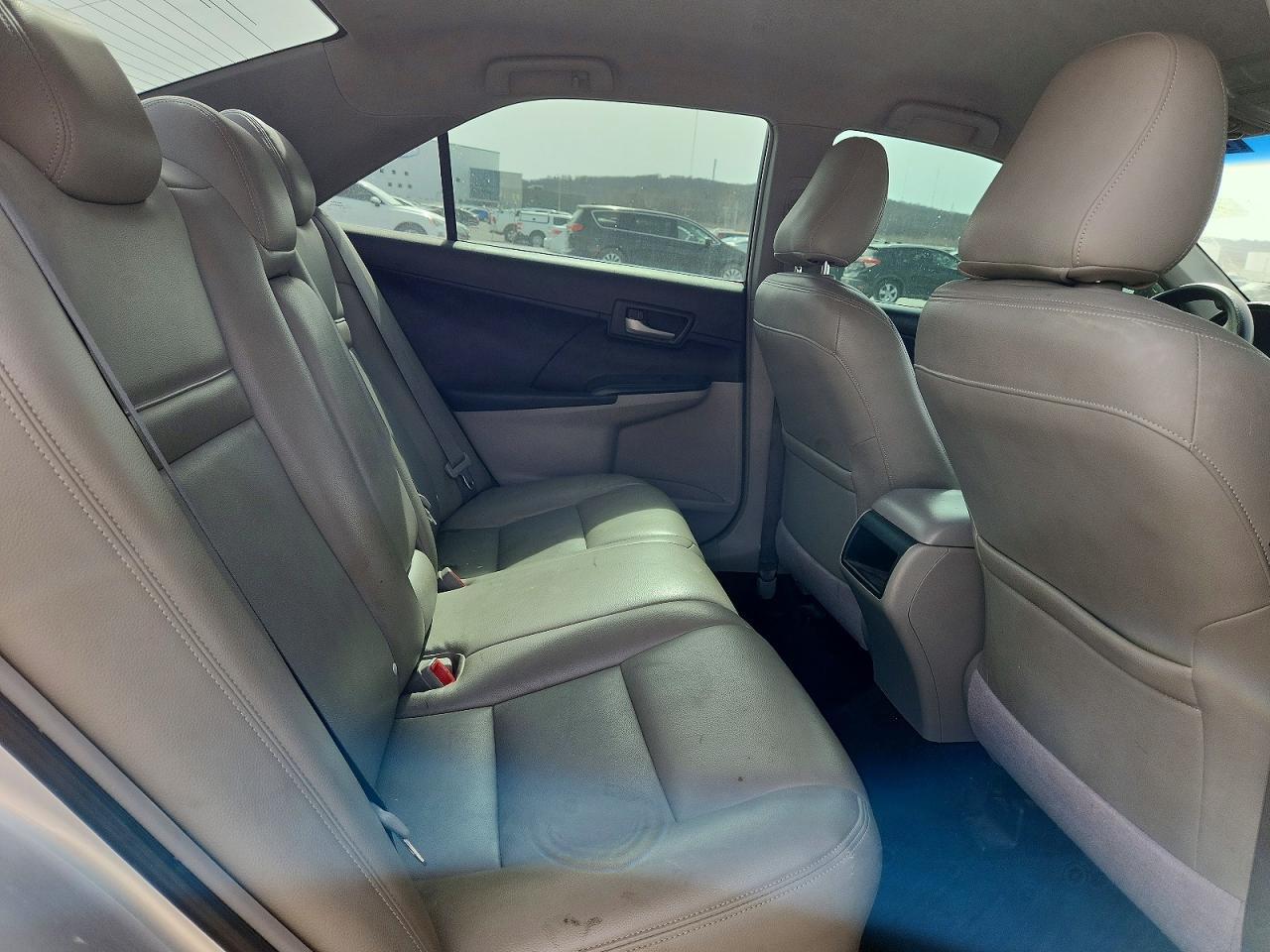 2012 Toyota Camry le