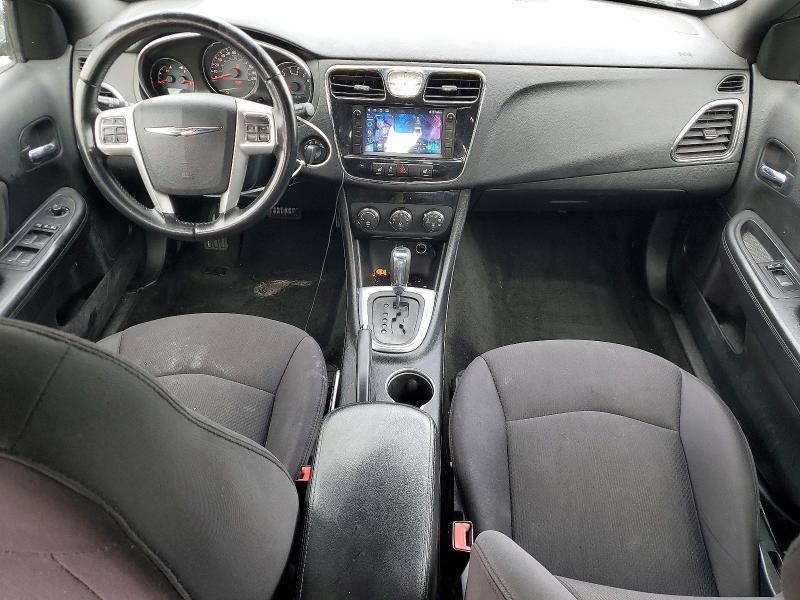 2013 Chrysler 200 Touring