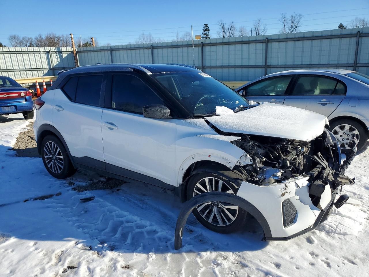 2021 Nissan Kicks sv
