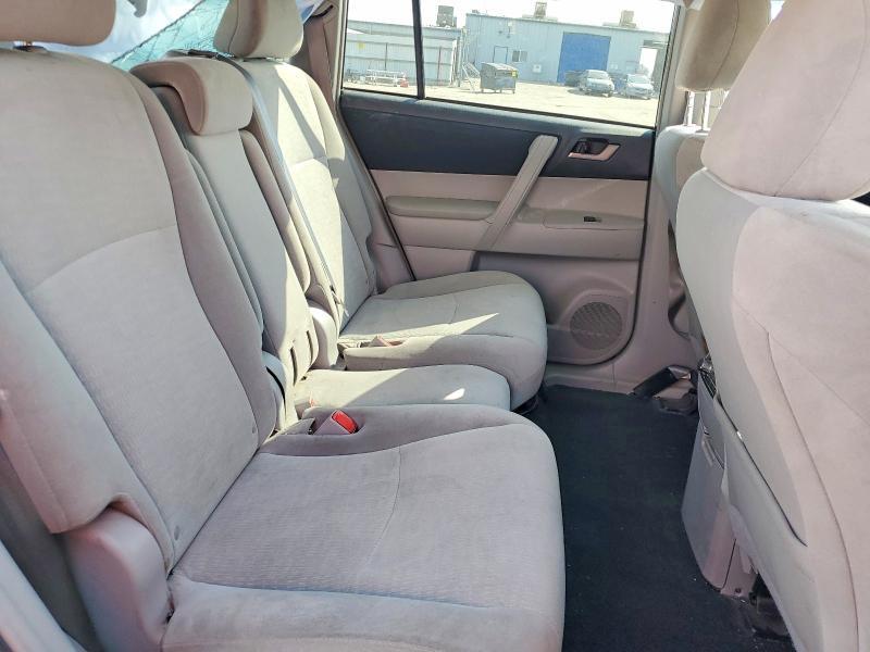 2013 Toyota Highlander Plus