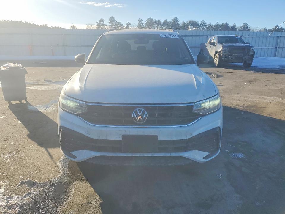 2023 Volkswagen Tiguan se R-line Black