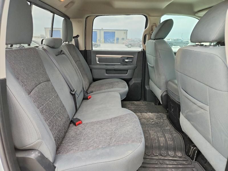 2016 Dodge Ram 1500 slt