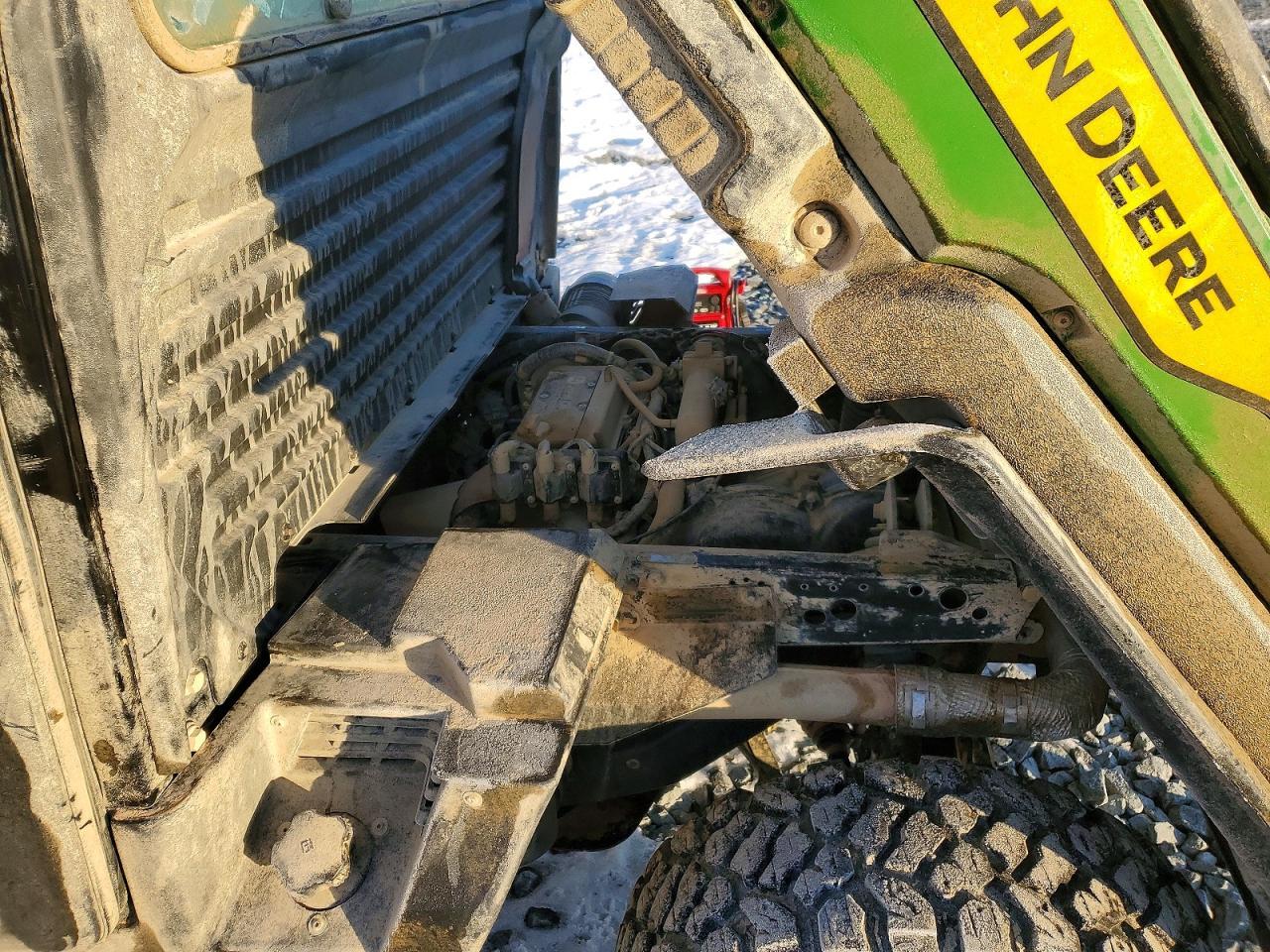 2024 John Deere XUV835R Utility Vehicle