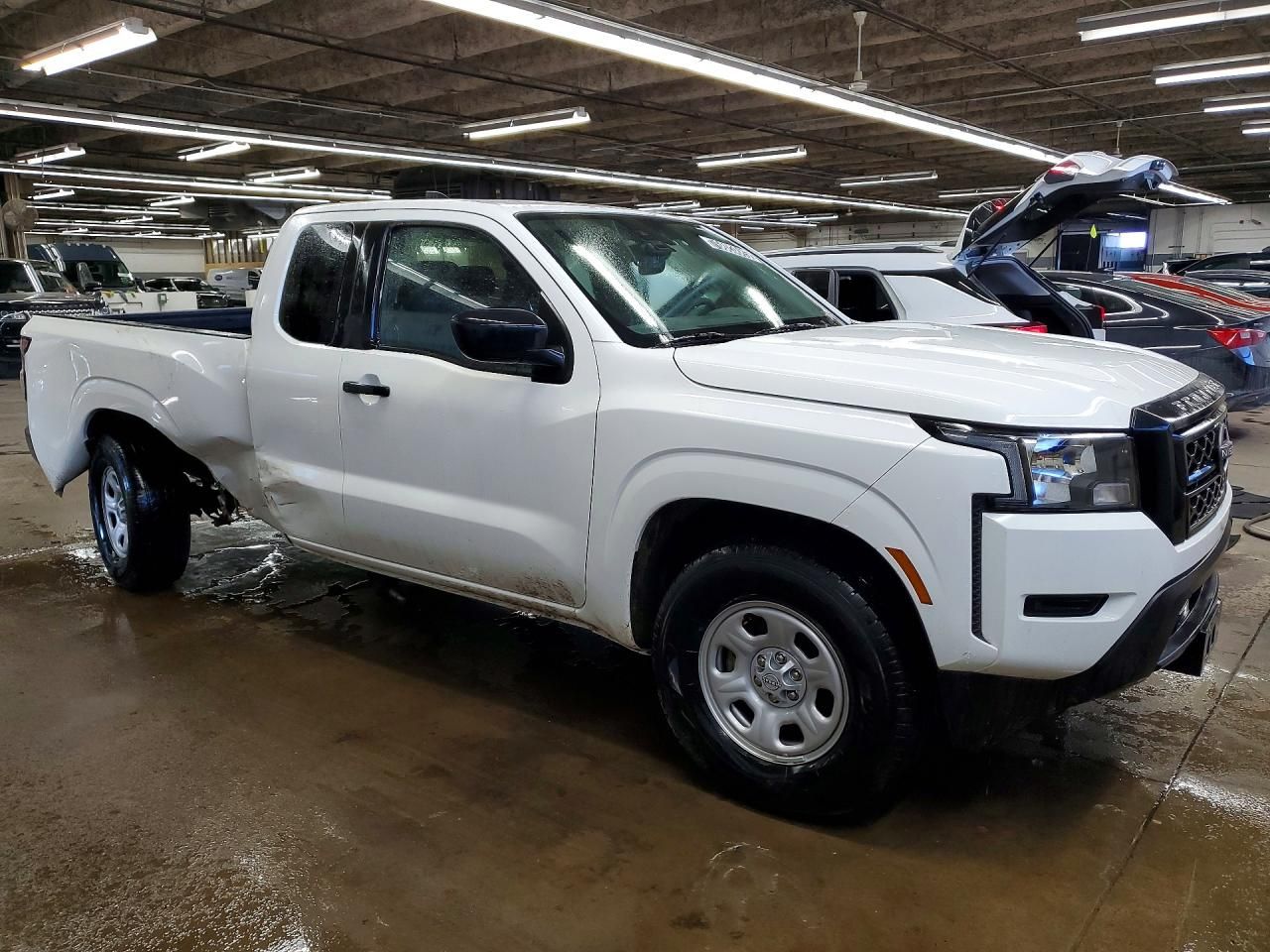 2023 Nissan Frontier s