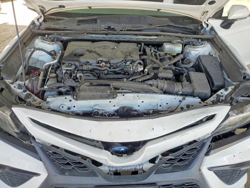 2022 Toyota Camry Hybrid se