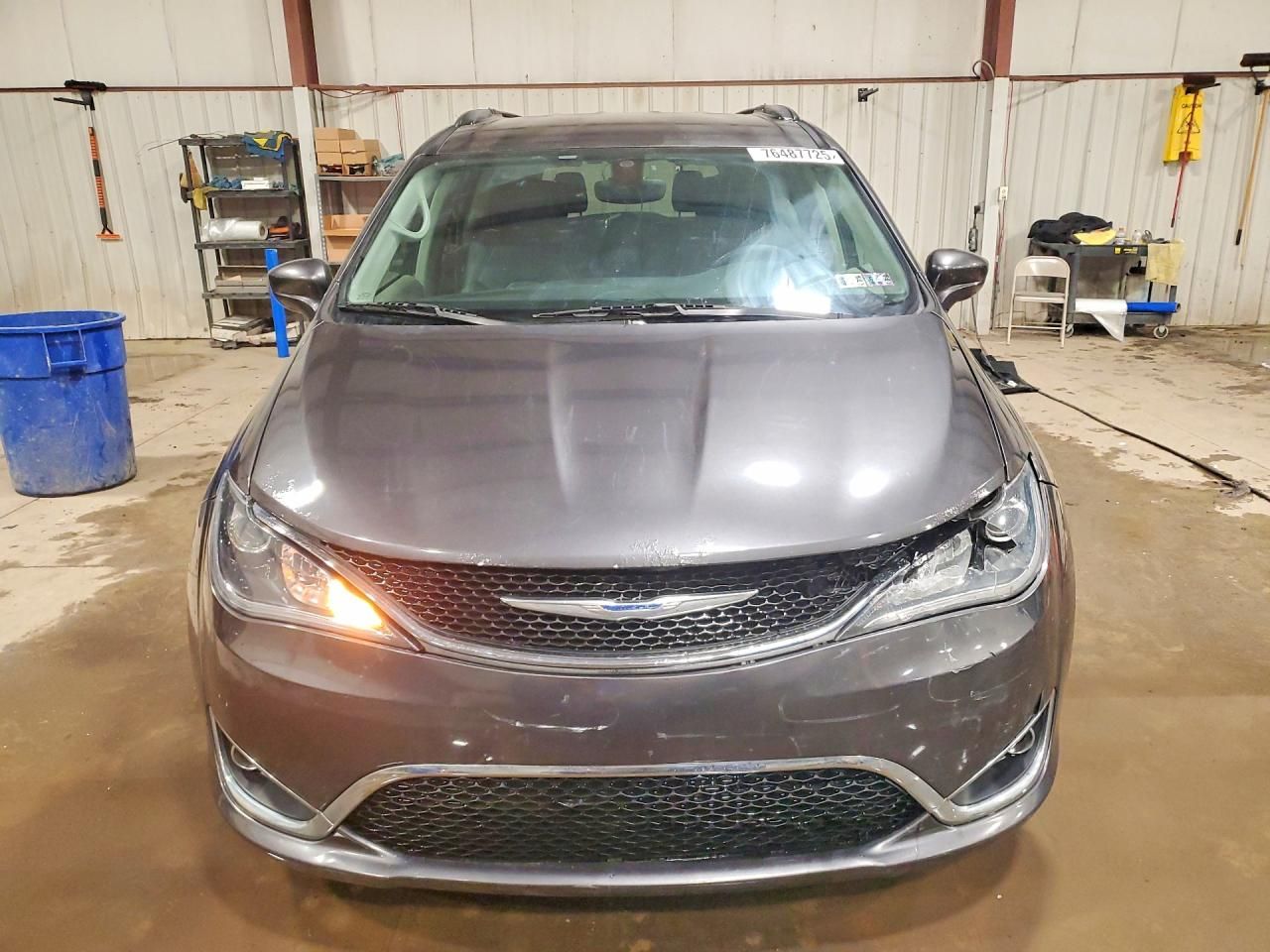 2017 Chrysler Pacifica Touring l
