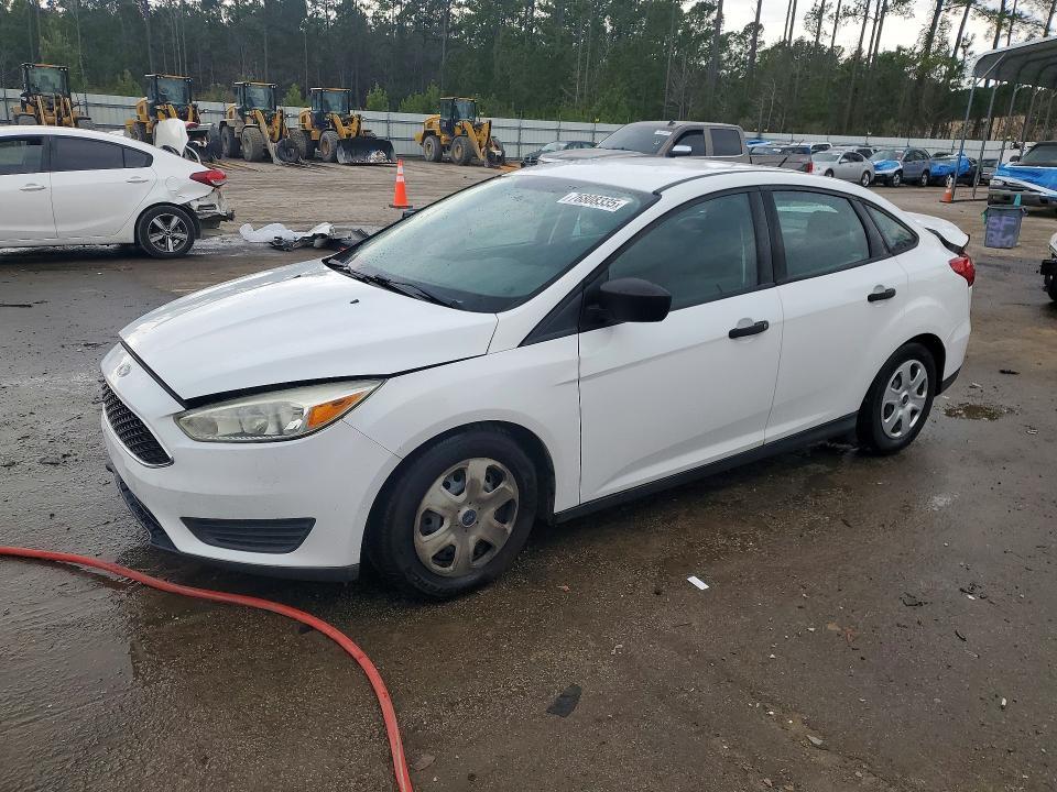 2016 Ford Focus s