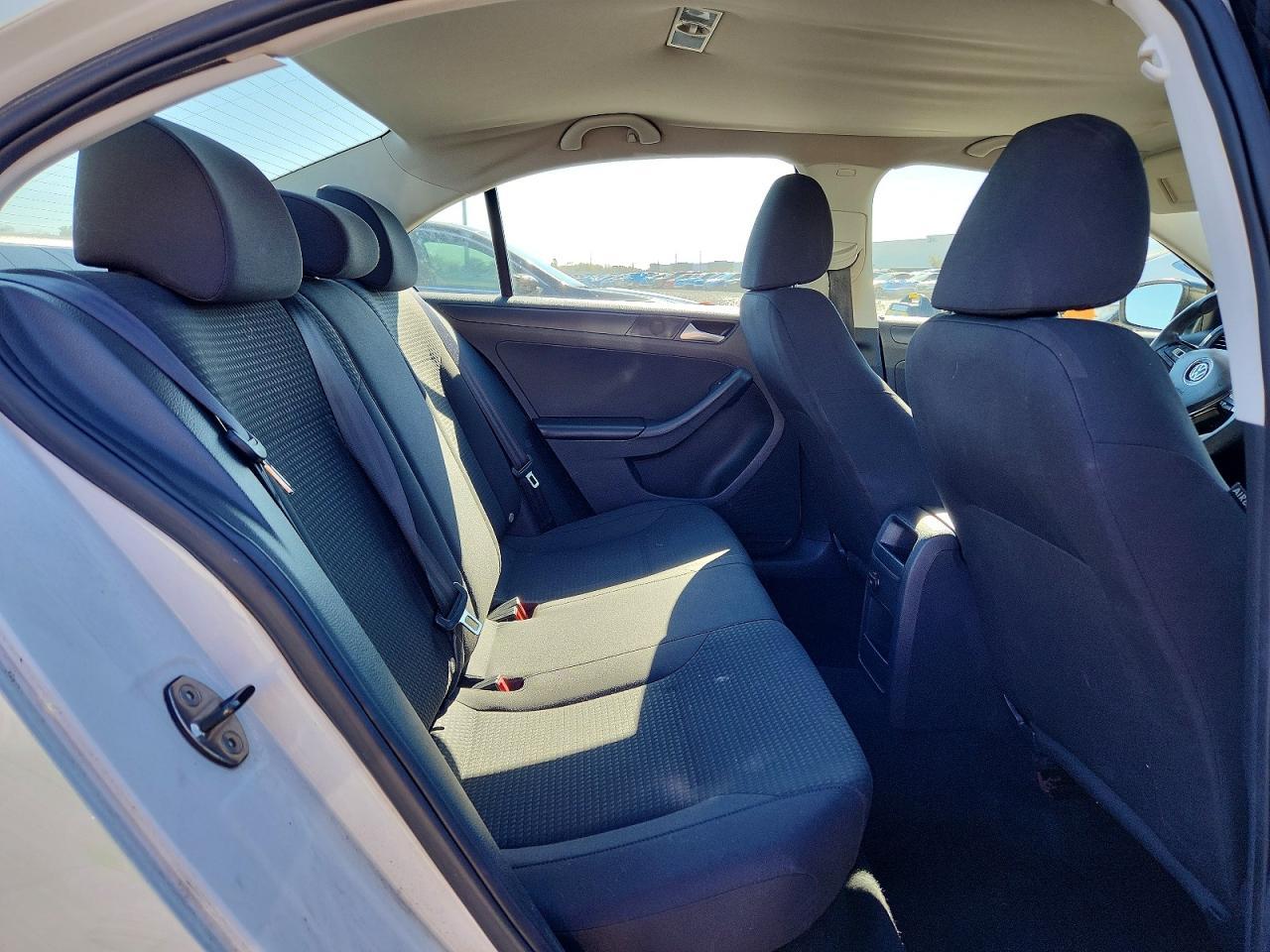 2015 Volkswagen Jetta Base