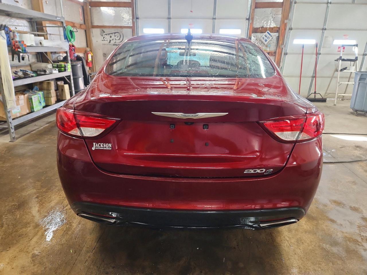 2015 Chrysler 200 s