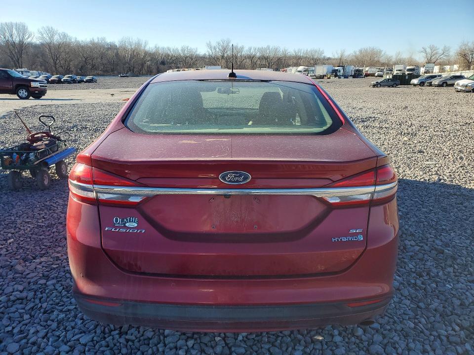 2018 Ford Fusion se Hybrid