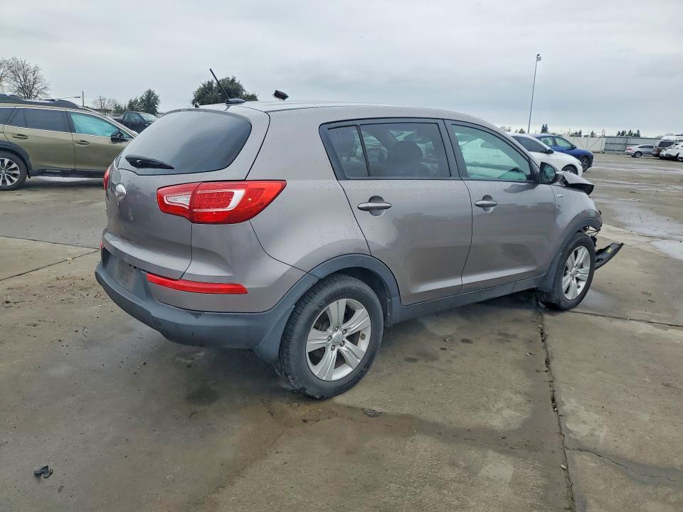 2013 KIA Sportage lx