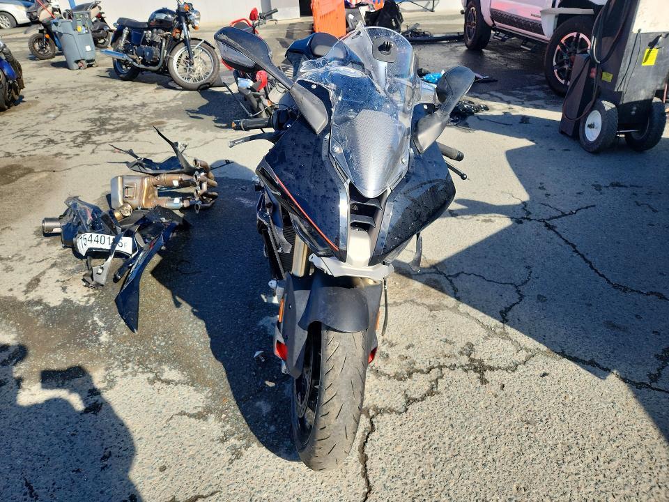 2025 BMW S 1000 rr