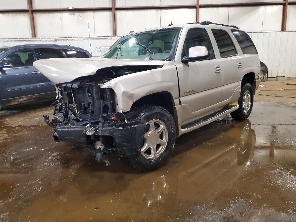 2004 GMC Yukon Denali