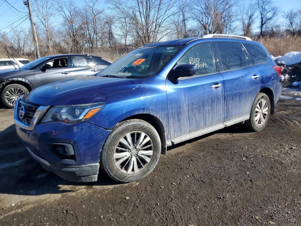 2018 Nissan Pathfinder s