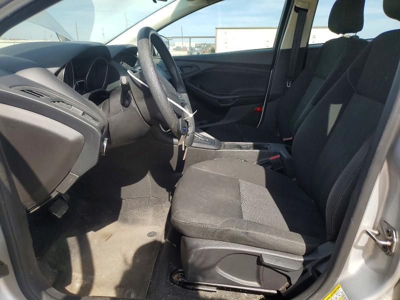 2016 Ford Focus s