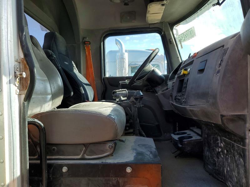 2015 Peterbilt 348 Fuel Truck