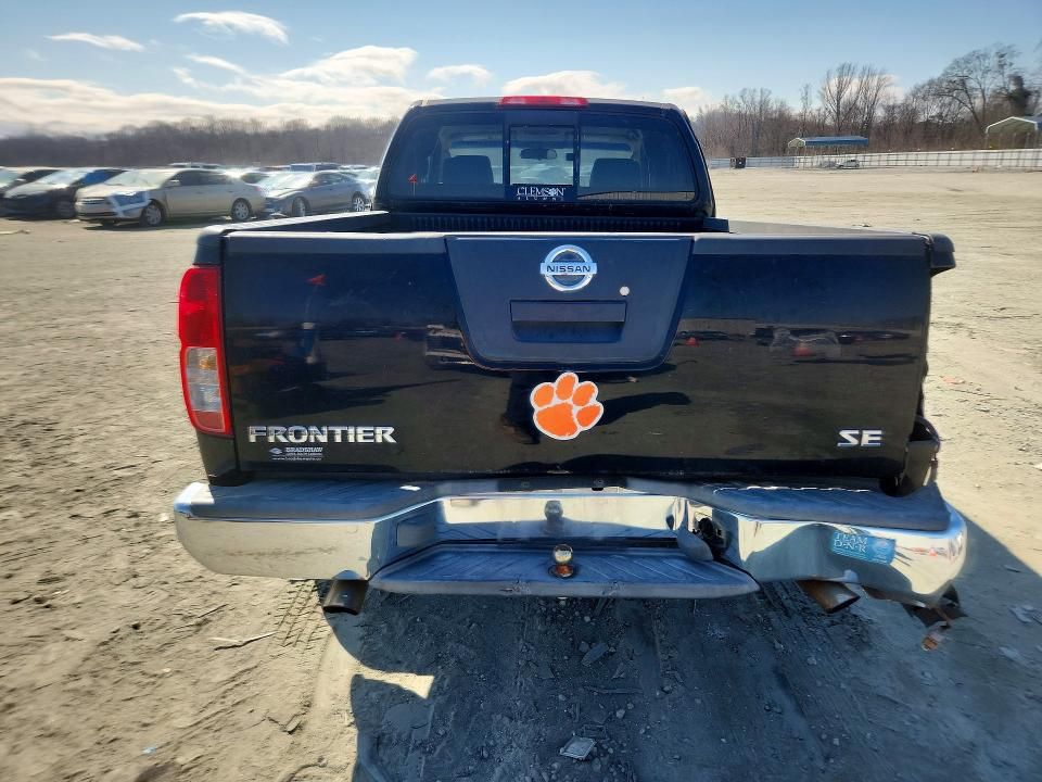 2005 Nissan Frontier King cab le