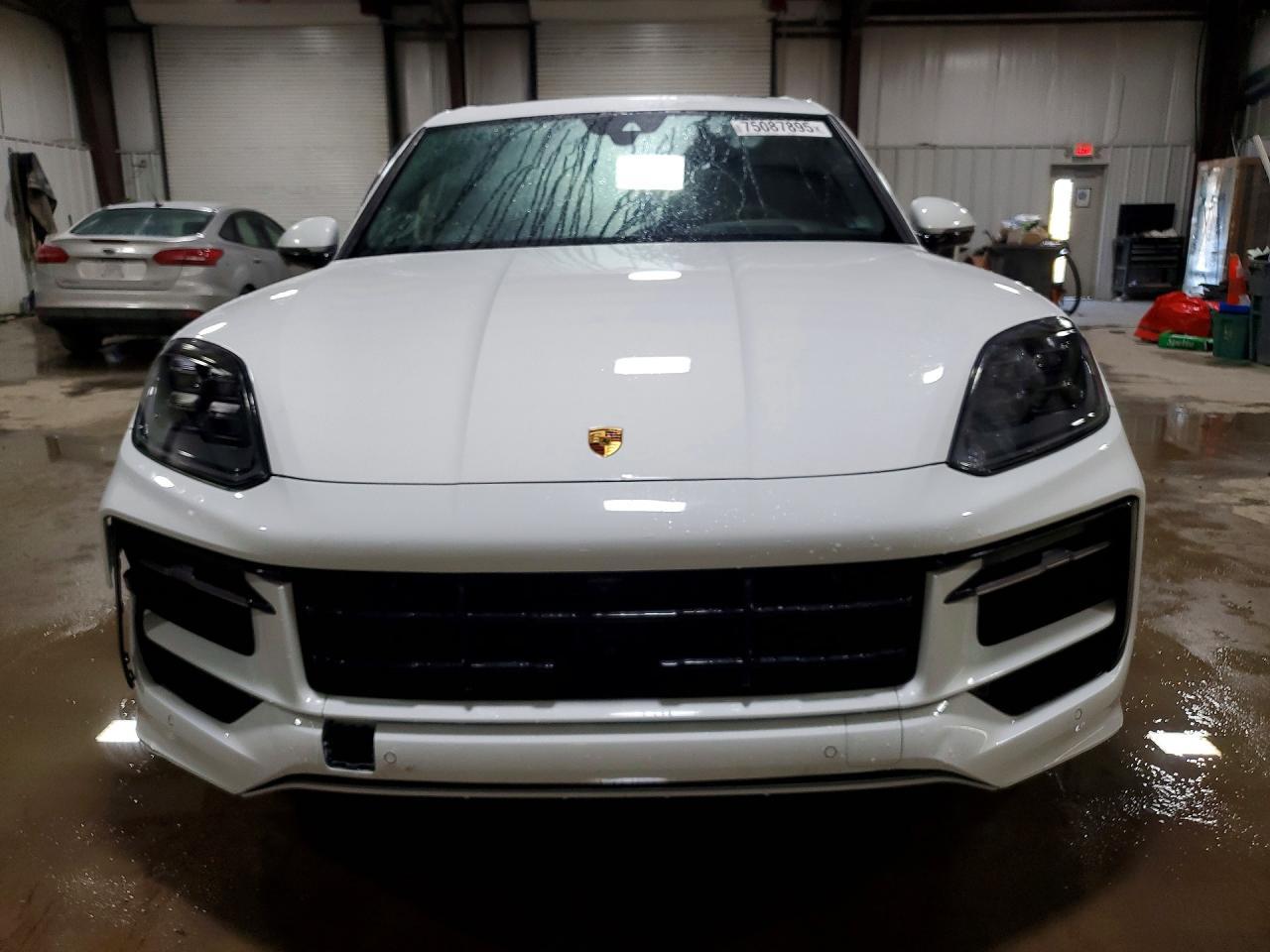2025 Porsche Cayenne gts