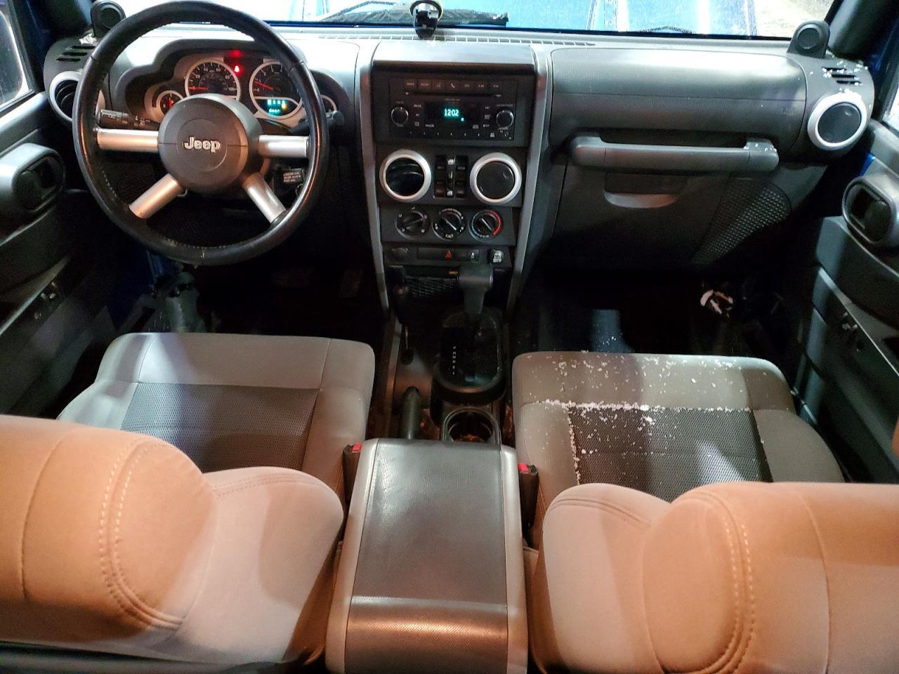 2010 Jeep Wrangler Unlimited Sahara
