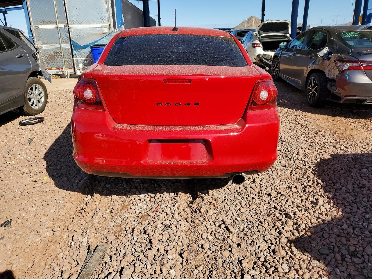 2012 Dodge Avenger se