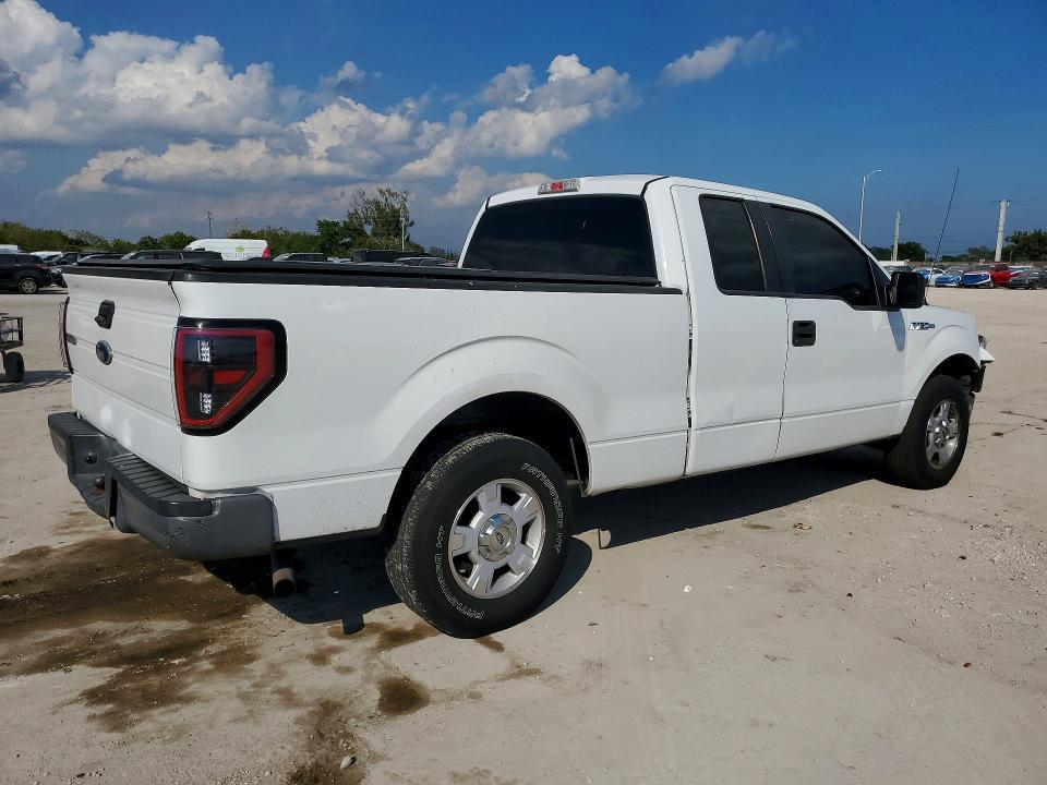 2010 Ford F150 Super cab