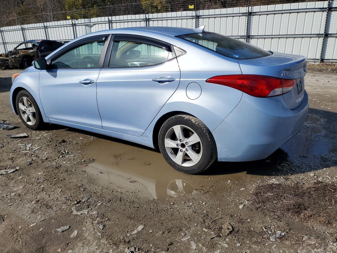 2012 Hyundai Elantra gls