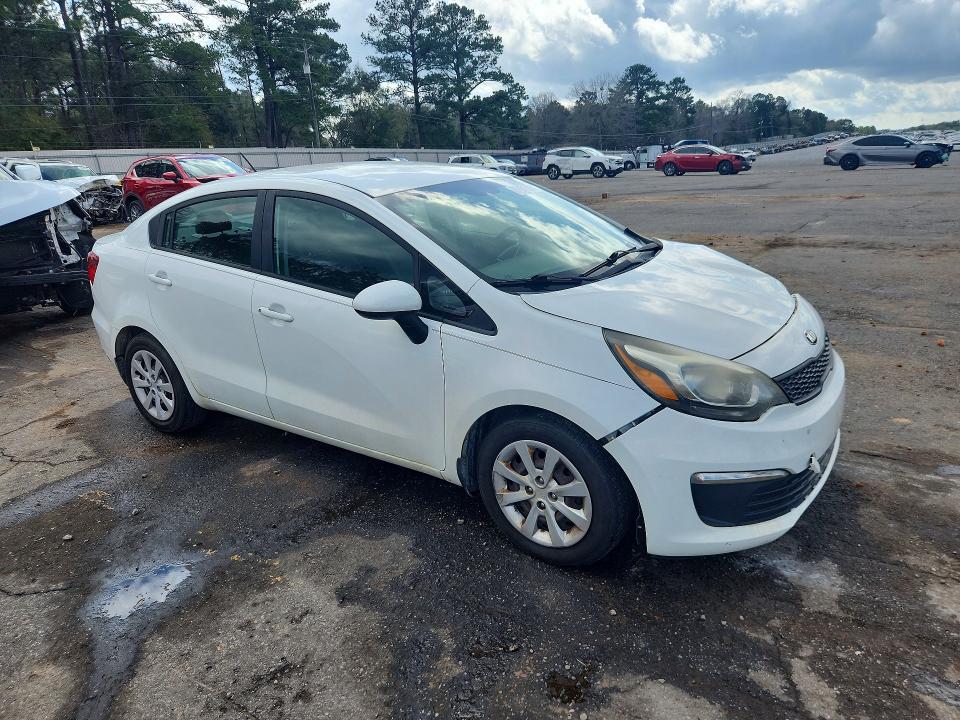 2016 KIA Rio lx