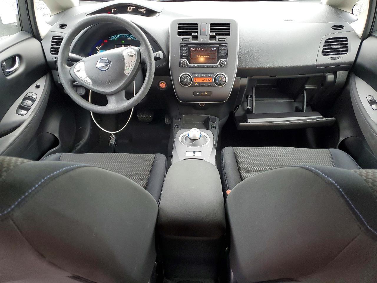 2016 Niss Leaf S-24