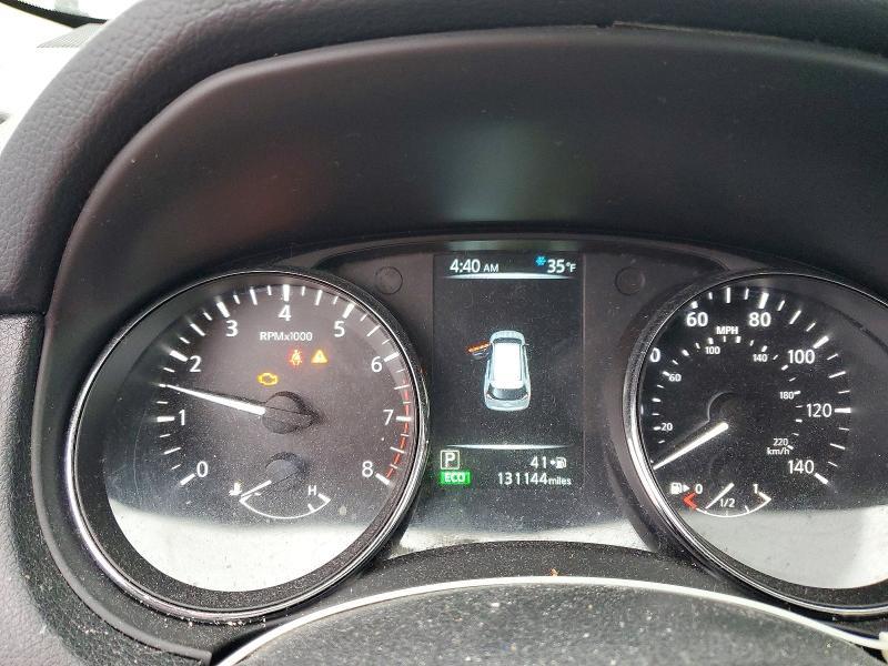 2017 Nissan Rogue sv