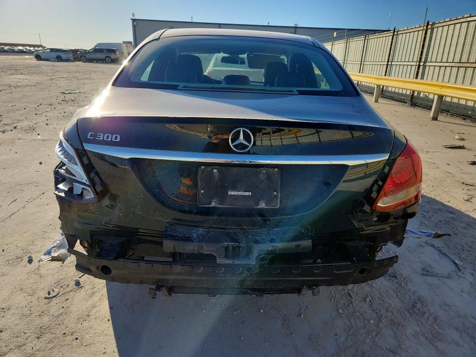 2017 Mercedes-Benz C300