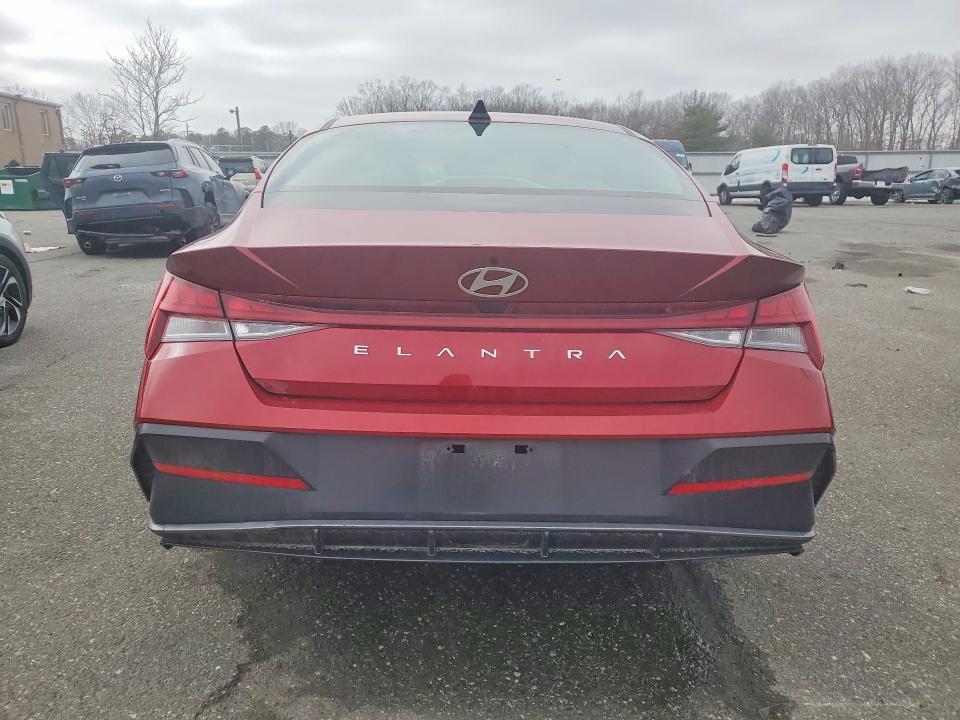 2025 Hyundai Elantra sel