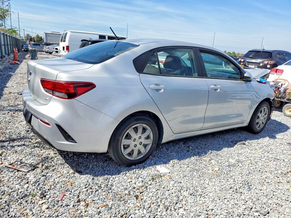 2021 KIA Rio lx