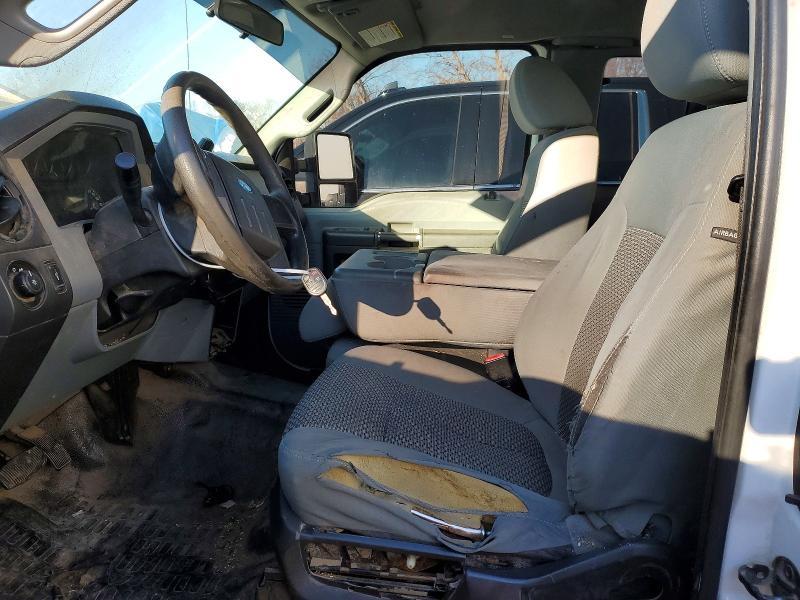 2015 Ford F250 Super Duty Flatbed Truck