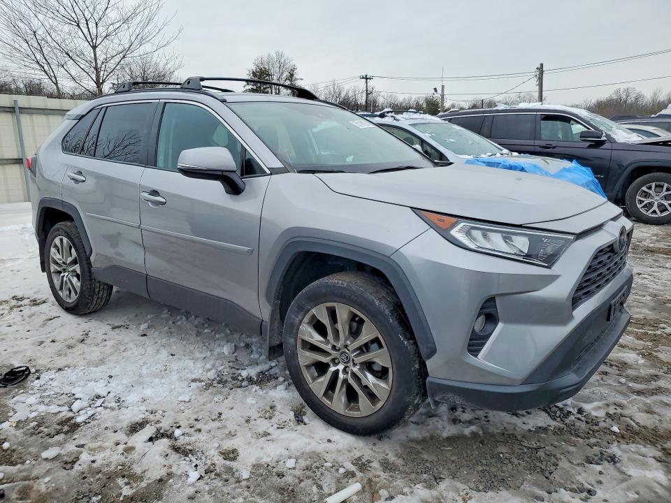 2020 Toyota Rav4 xle Premium