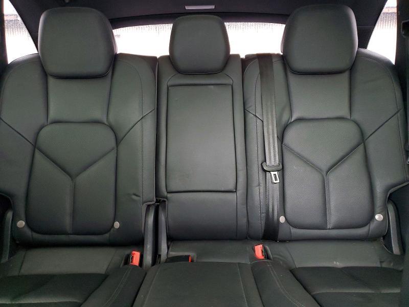 2013 Porsche Cayenne s