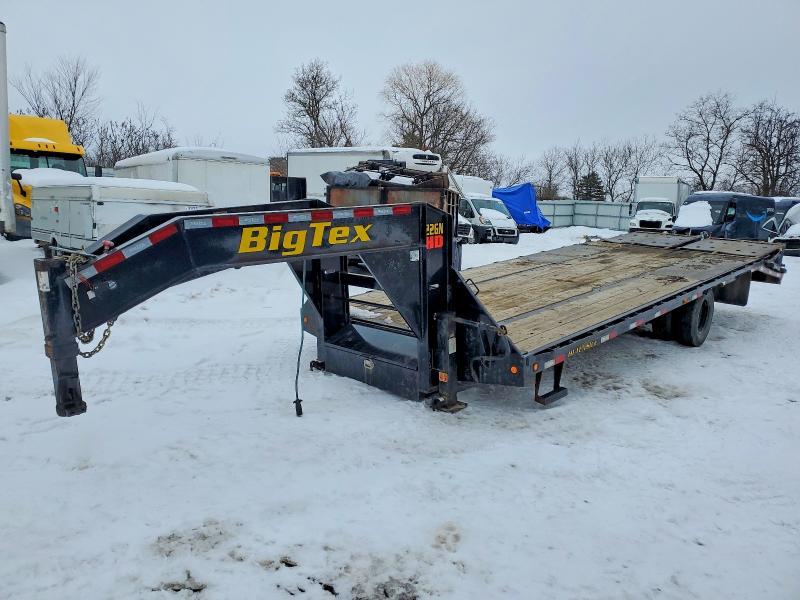 2022 Big Tex 22GN-20BK+5MR Equipment Trailer