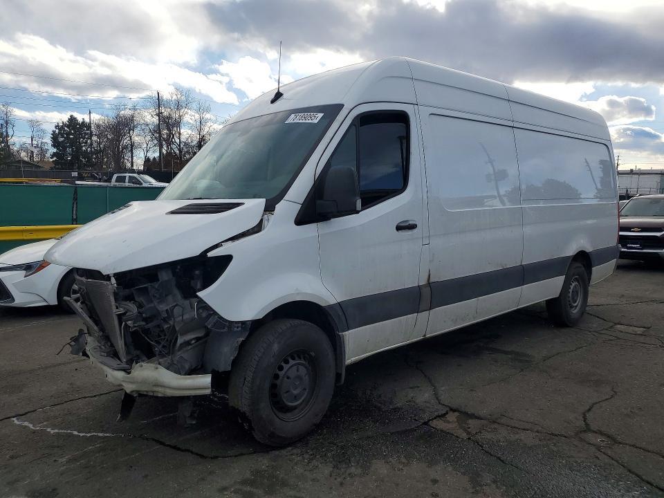 2021 Mercedes-Benz Sprinter 2500