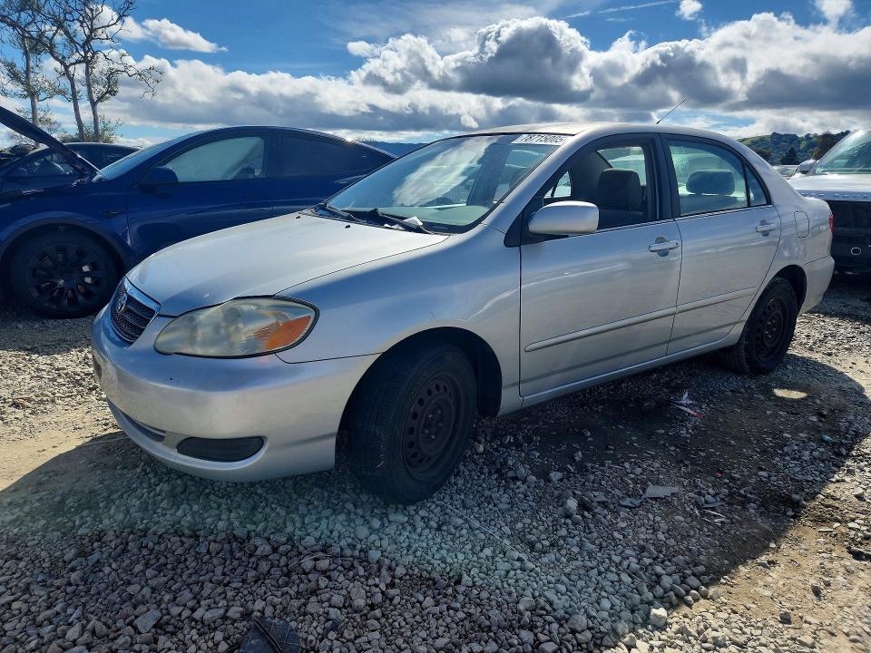 2005 Toyota Corolla le