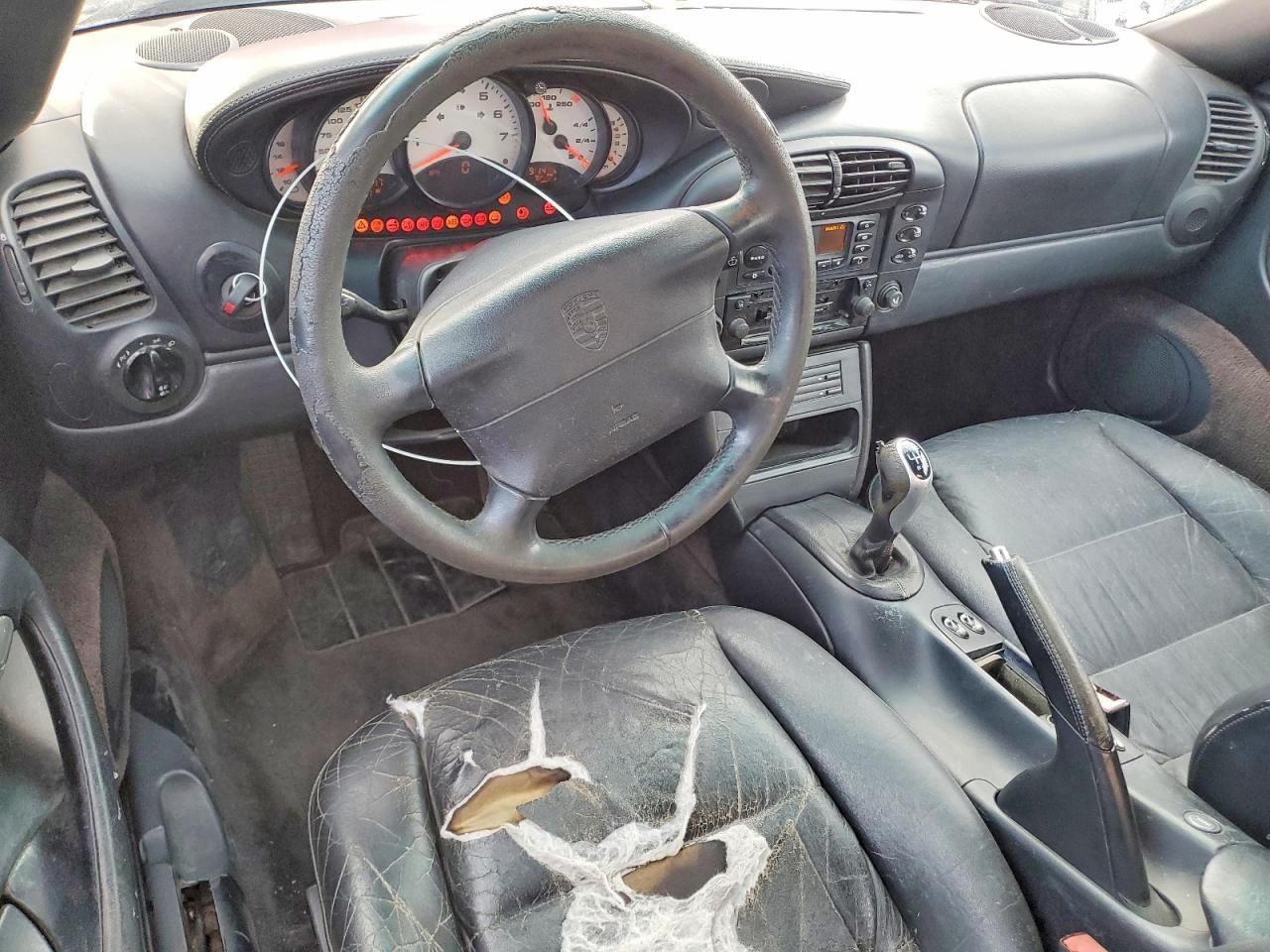 2000 Porsche 911 Carrera 2