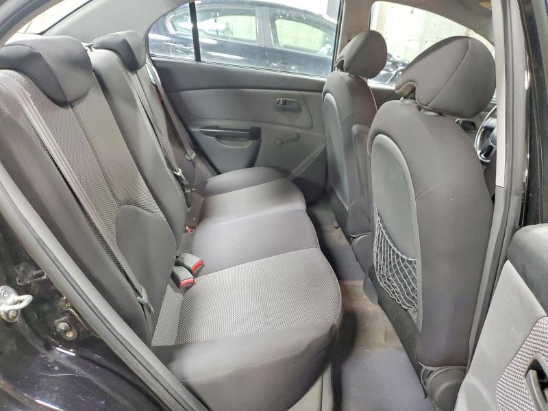 2010 KIA Rio lx