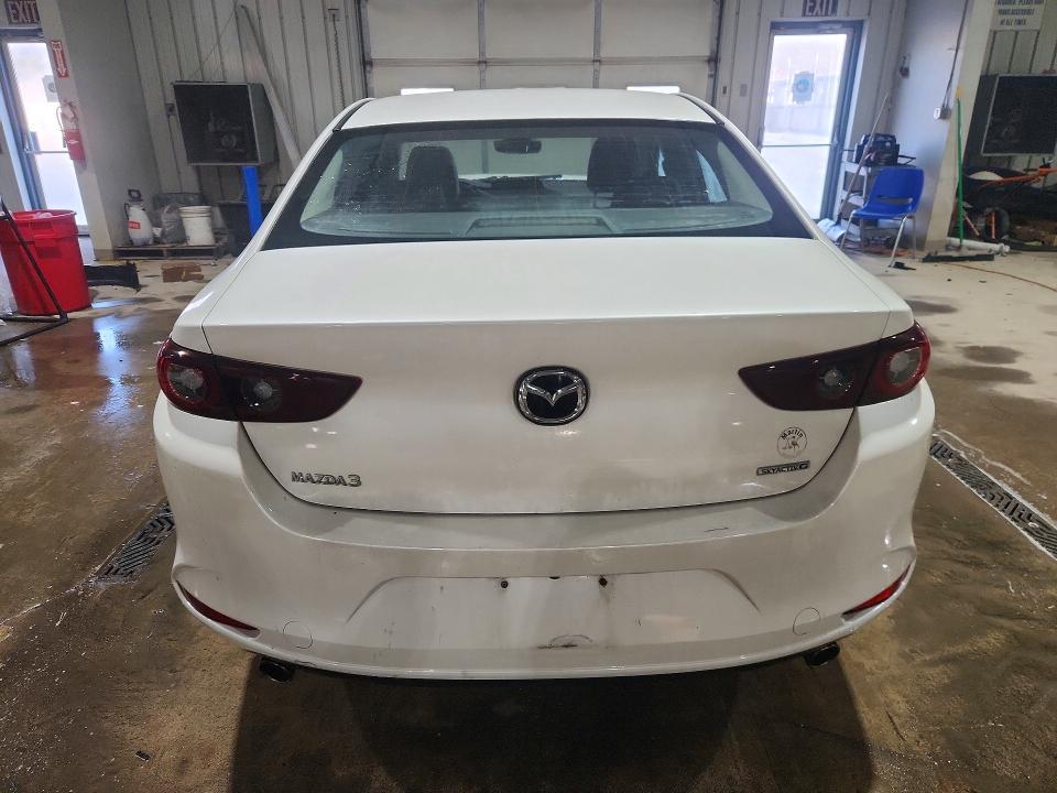 2022 Mazda 3 Select