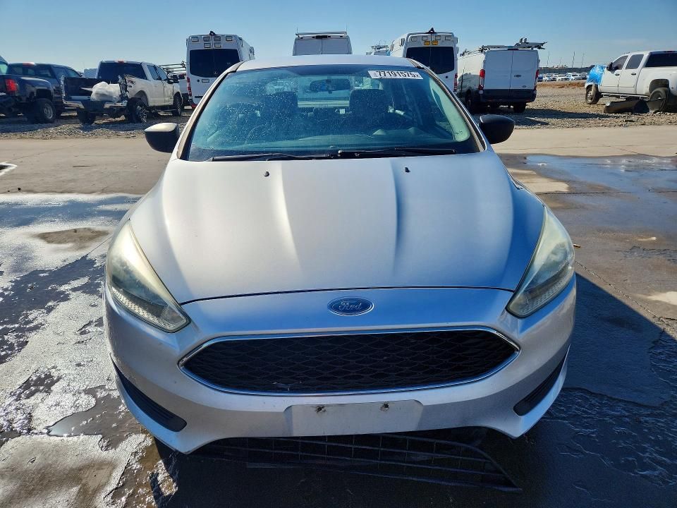 2015 Ford Focus s
