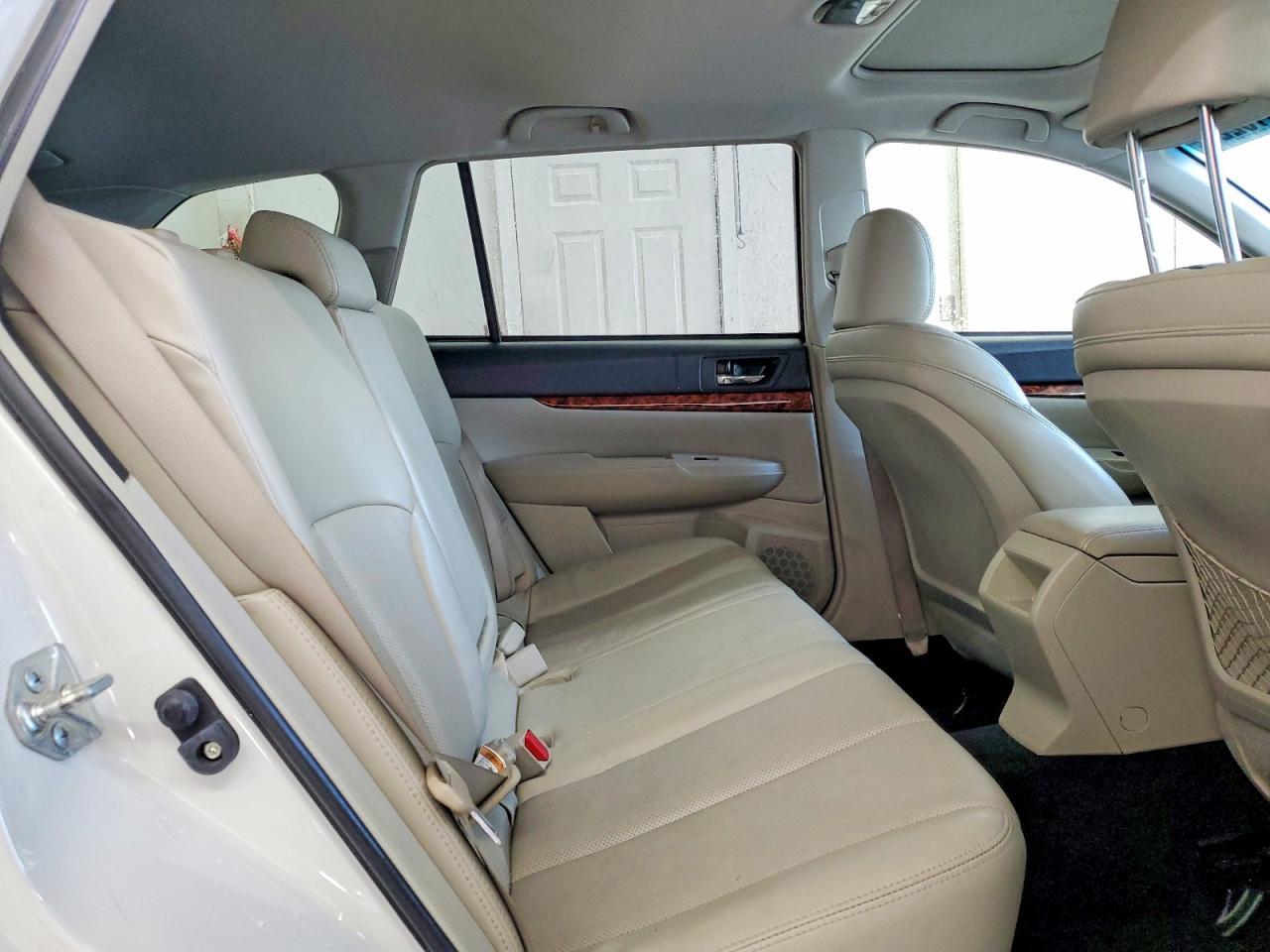 2011 Subaru Outback 2.5i Limited