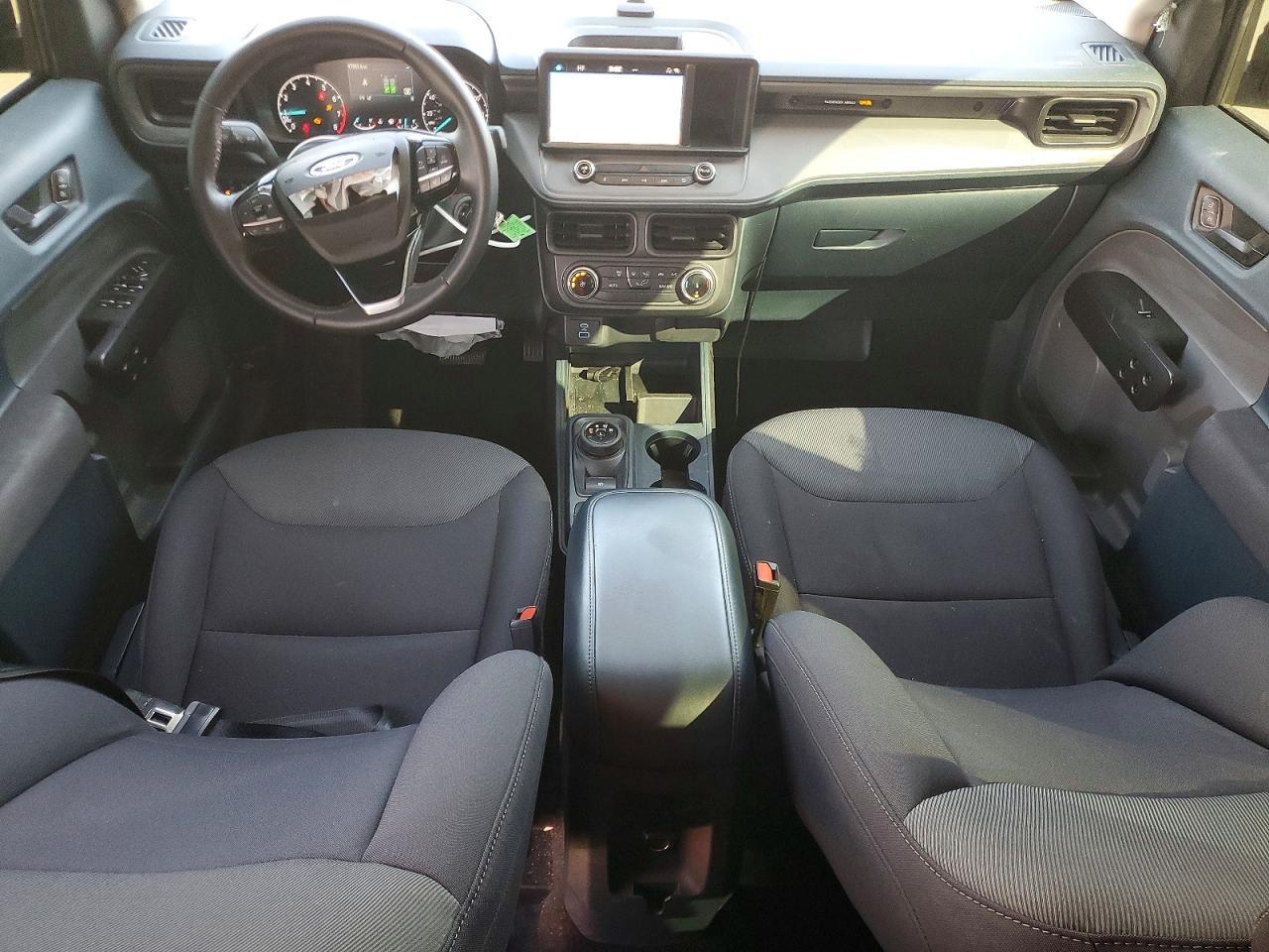 2022 Ford Maverick XL