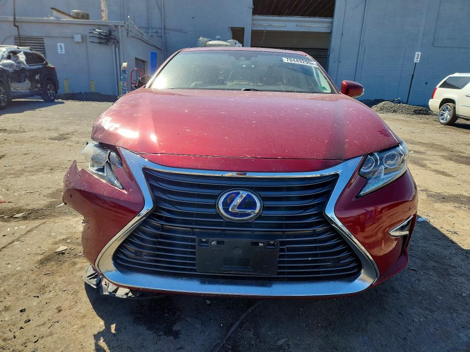 2017 Lexus Es 300h Base