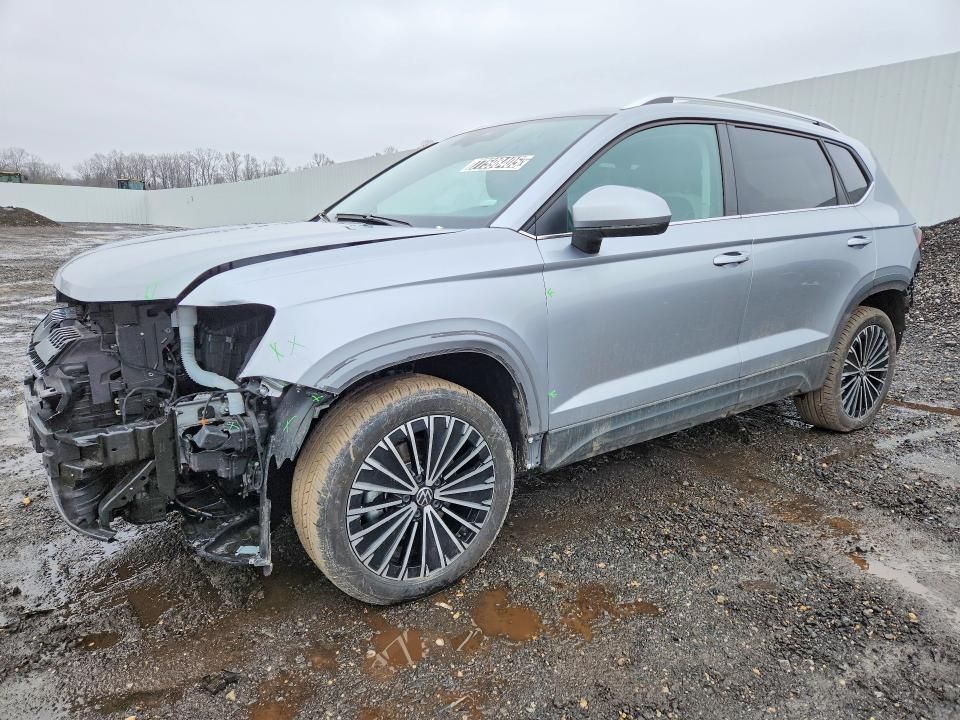 2025 Volkswagen Taos se