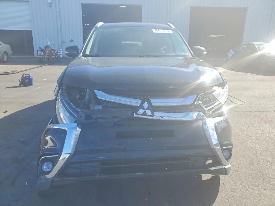 2017 Mitsubishi Outlander se